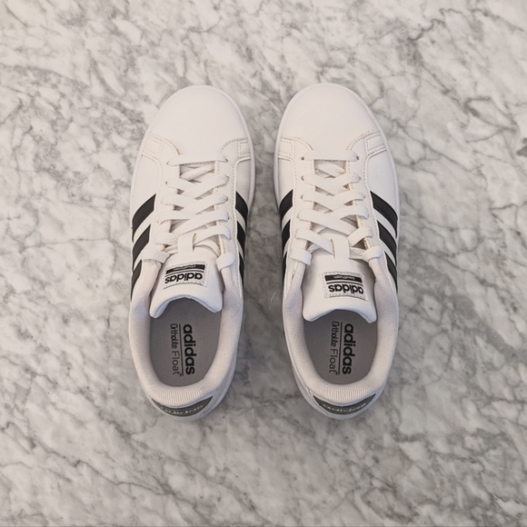 Adidas Women's Cloudfoam Advantage white sneakers black stripes 6.5 - Picture 5 of 7